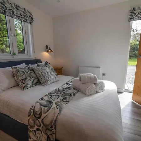 アパート Olverstone Lodge, A Beautiful Cornish With Wood Burner & Garden