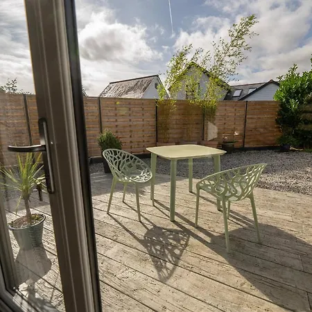 Olverstone Lodge, A Beautiful Cornish With Wood Burner & Garden アパート